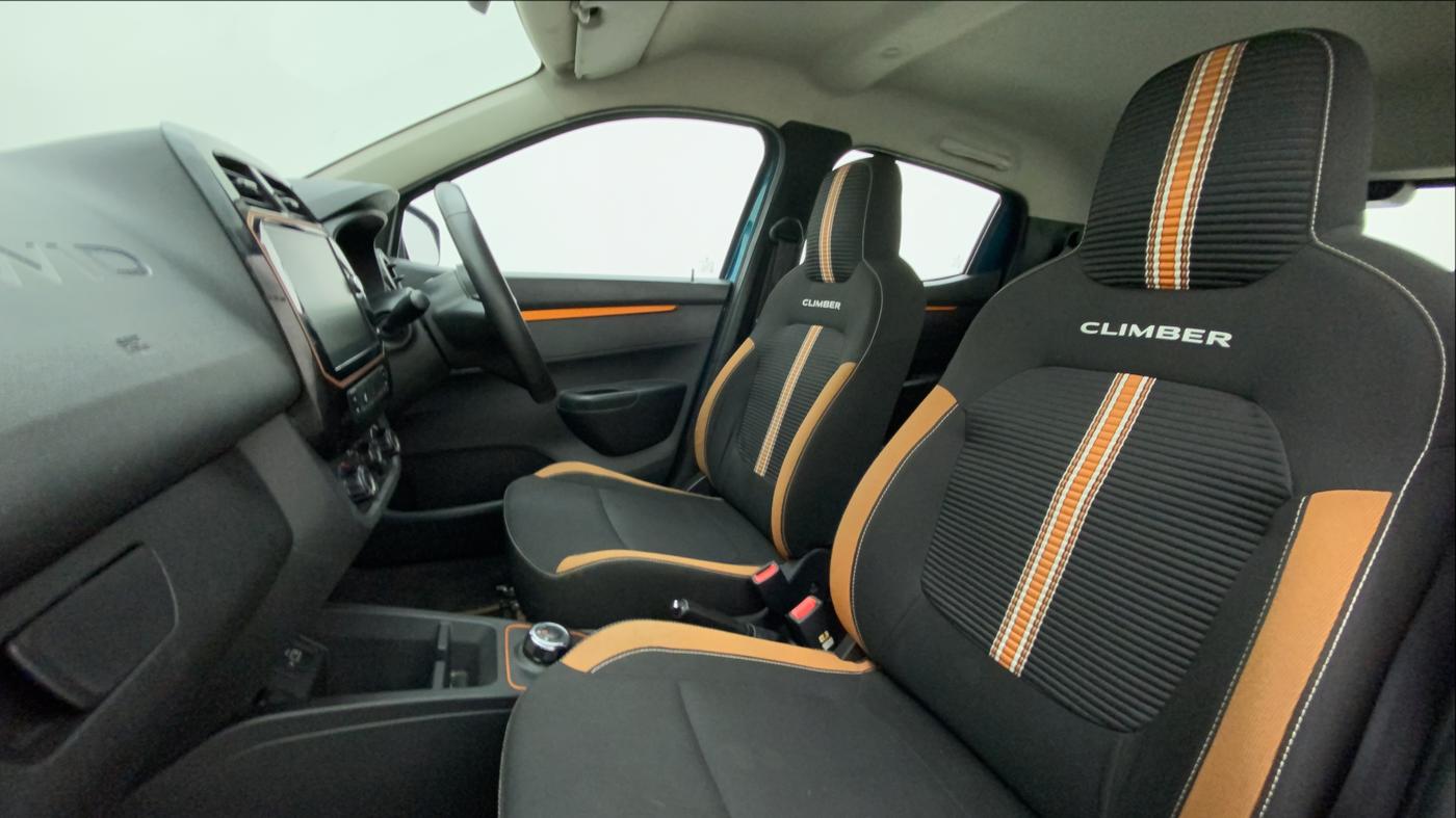 2019 Renault Kwid CLIMBER 1.0 AMT (O), Petrol, Automatic, 25,881 km, Right Side Front Door Cabin