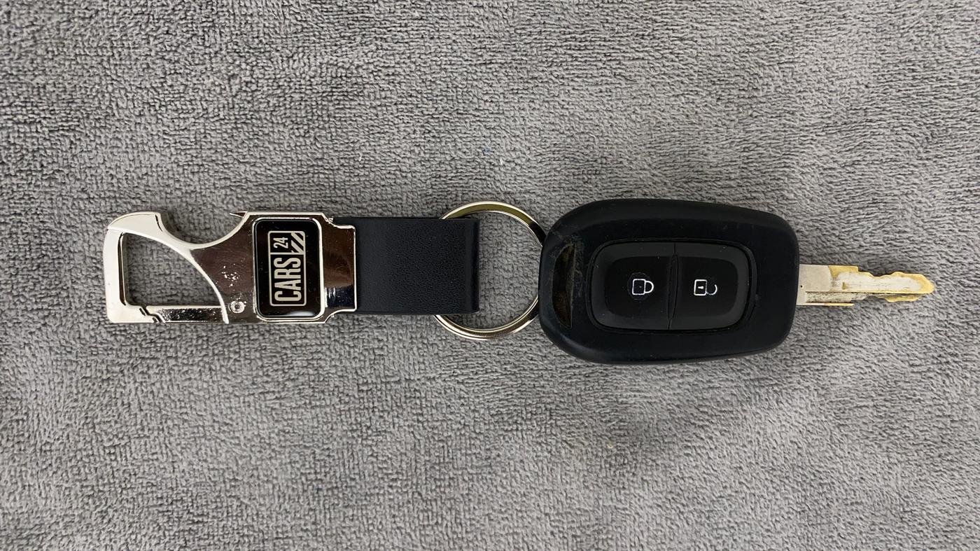 2019 Renault Kwid CLIMBER 1.0 AMT (O), Petrol, Automatic, 25,881 km, Key Close Up