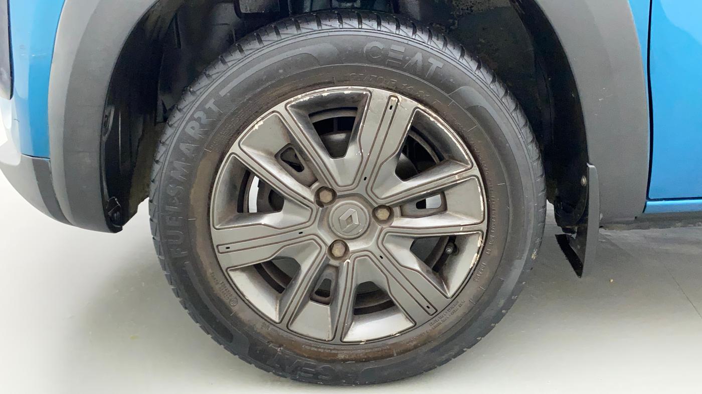 2019 Renault Kwid CLIMBER 1.0 AMT (O), Petrol, Automatic, 25,881 km, Left Front Wheel