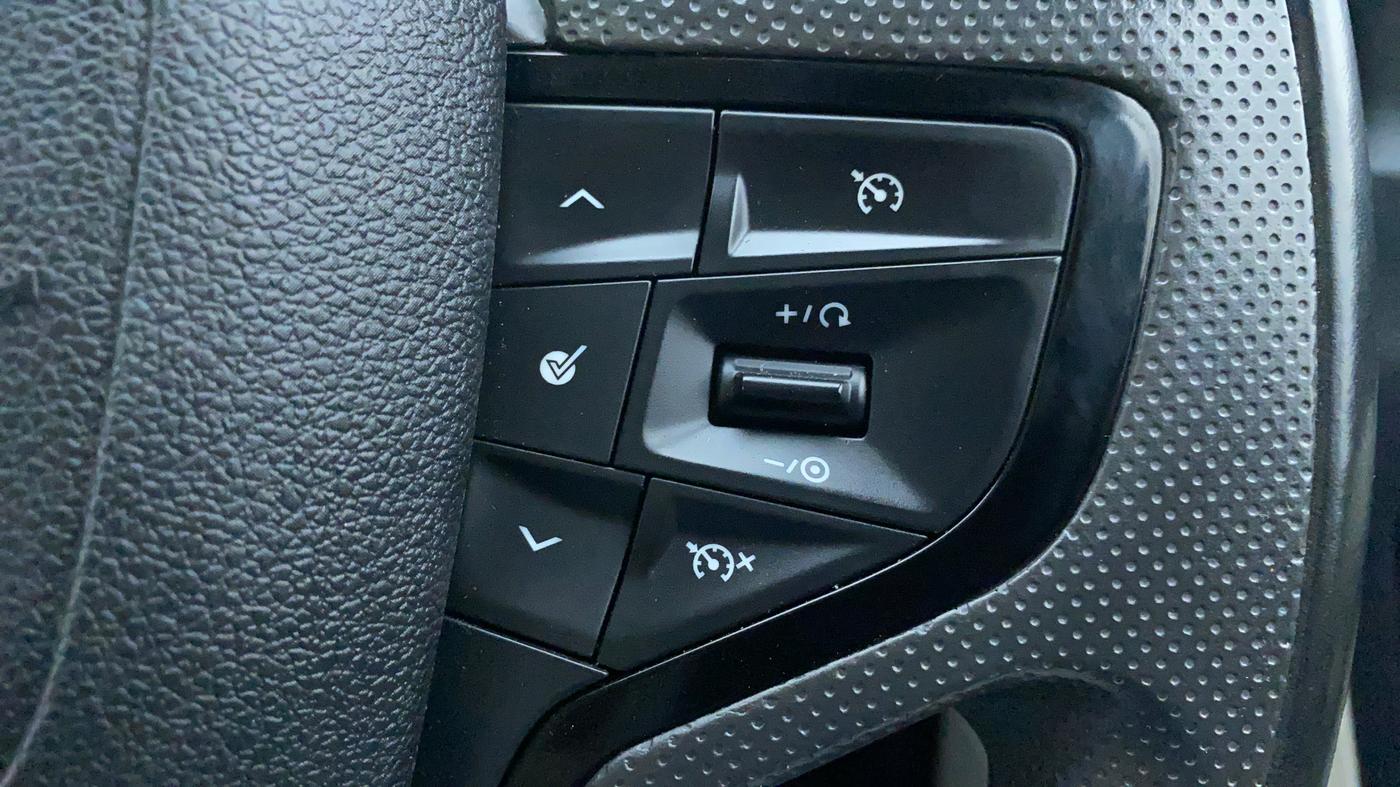 2021 Tata Safari XZA PLUS GOLD 6 S, Diesel, Automatic, 34,935 km, Adaptive Cruise Control