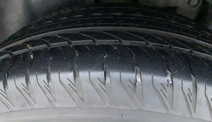 2021 Tata Safari XZA PLUS GOLD 6 S, Diesel, Automatic, 34,935 km, Right Rear Tyre Tread
