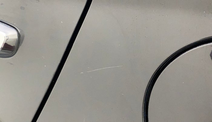 2018 Hyundai Creta SX 1.6 PETROL, Petrol, Manual, 1,06,506 km, Left quarter panel - Minor scratches