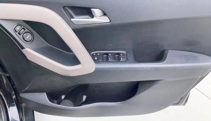 2018 Hyundai Creta SX 1.6 PETROL, Petrol, Manual, 1,06,506 km, Driver Side Door Panels Control