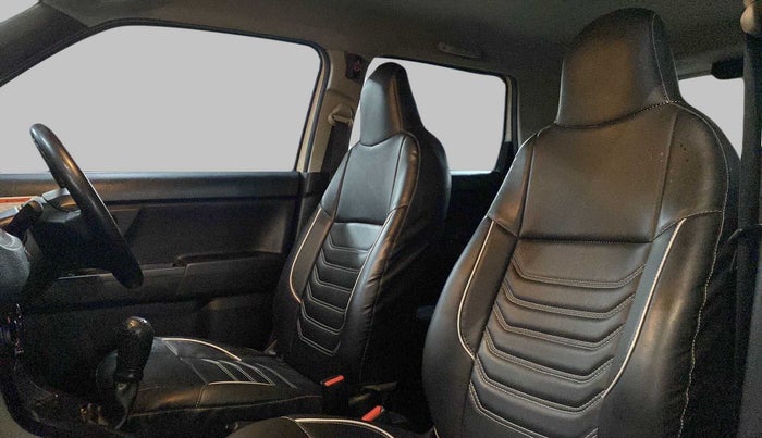 2022 Maruti New Wagon-R LXI CNG 1.0, CNG, Manual, 33,687 km, Right Side Front Door Cabin