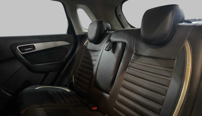 2017 Maruti Vitara Brezza ZDI PLUS, Diesel, Manual, 83,566 km, Right Side Rear Door Cabin