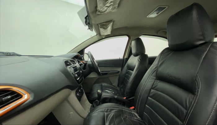 2017 Tata Tiago XZ 1.2 REVOTRON, Petrol, Manual, 91,306 km, Right Side Front Door Cabin