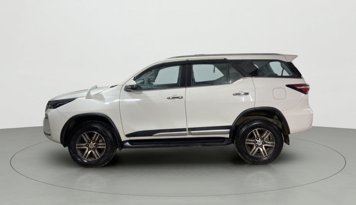 2022 Toyota Fortuner 4X2 MT 2.7 PETROL, Petrol, Manual, 5,830 km, Left Side