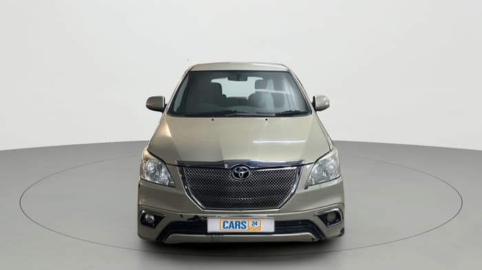 2015 Toyota Innova 2.5 VX 7 STR, Diesel, Manual, 1,04,654 km, Front