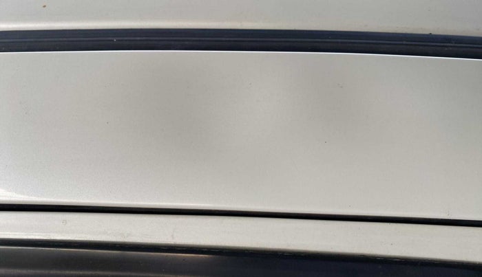 2018 Maruti Dzire VDI, Diesel, Manual, 29,789 km, Left B pillar - Slightly dented