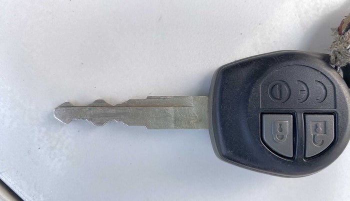 2018 Maruti Dzire VDI, Diesel, Manual, 29,789 km, Lock system - Dork lock functional only from remote key