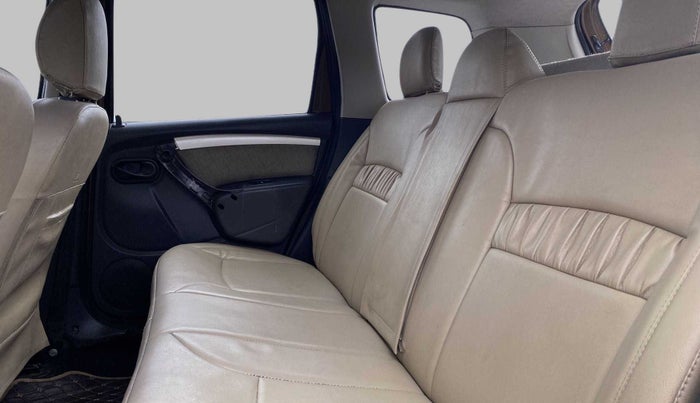 2012 Renault Duster RXL PETROL, Petrol, Manual, 95,074 km, Right Side Rear Door Cabin