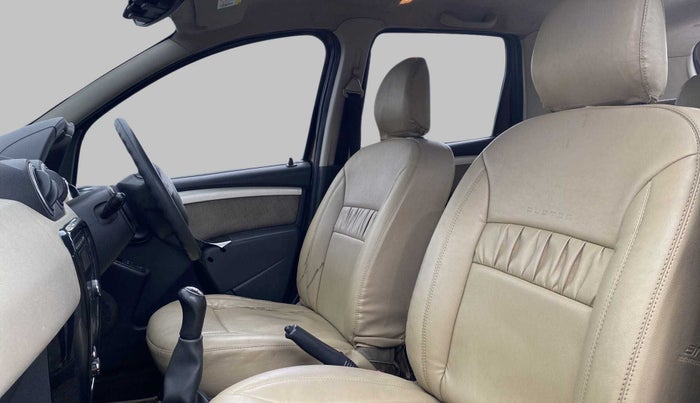 2012 Renault Duster RXL PETROL, Petrol, Manual, 95,074 km, Right Side Front Door Cabin