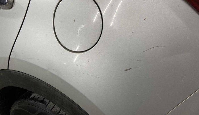 2015 Hyundai Creta SX PLUS 1.6 PETROL, Petrol, Manual, 99,951 km, Left quarter panel - Minor scratches