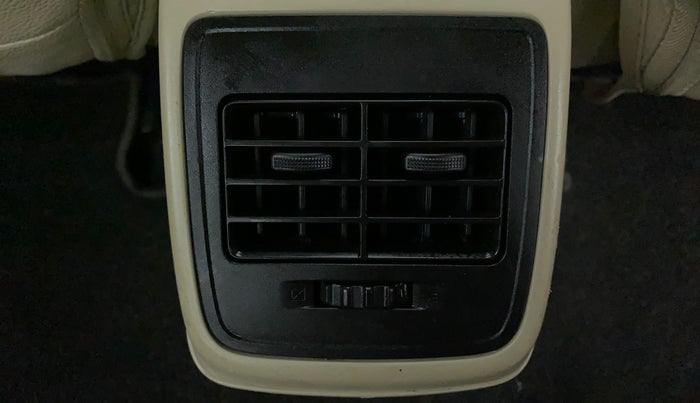 2018 Maruti Dzire VDI AMT, Diesel, Automatic, 60,439 km, Rear AC Vents