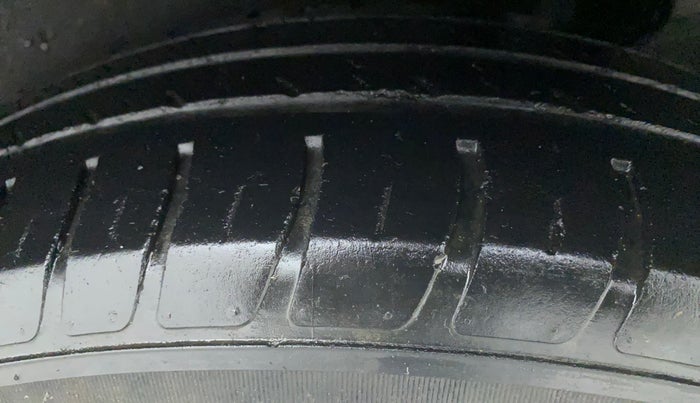 2018 Maruti Dzire VDI AMT, Diesel, Automatic, 60,439 km, Left Rear Tyre Tread