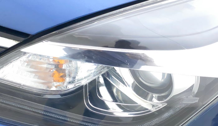 2016 Maruti Baleno ALPHA PETROL 1.2, Petrol, Manual, 51,723 km, Left headlight - Minor scratches