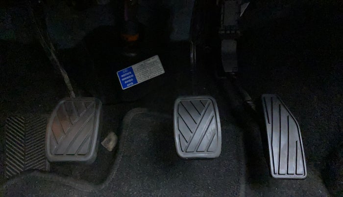 2016 Maruti Baleno ALPHA PETROL 1.2, Petrol, Manual, 51,723 km, Pedals