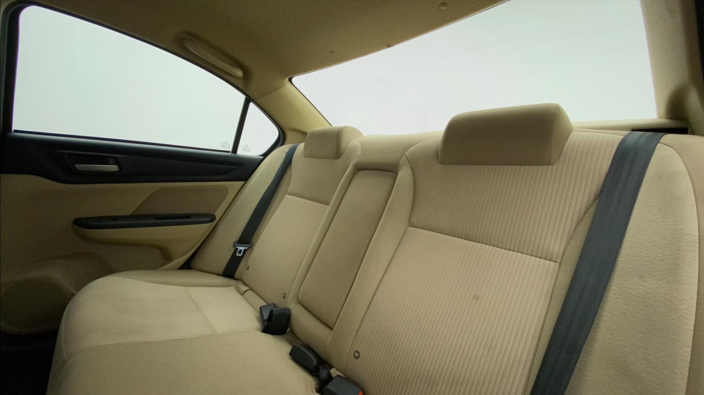 2022 Honda Amaze 1.2L I-VTEC S, Petrol, Manual, 14,234 km, Right Side Rear Door Cabin