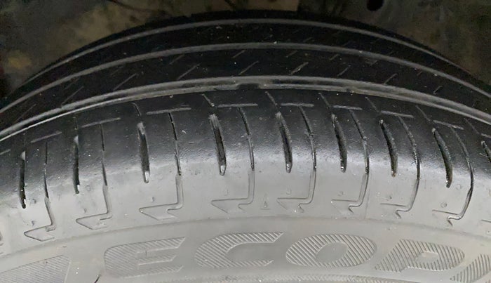 2022 Honda Amaze 1.2L I-VTEC S, Petrol, Manual, 14,234 km, Left Front Tyre Tread
