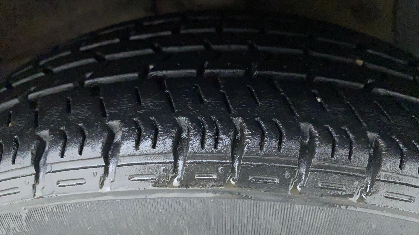 2014 Hyundai Grand i10 ASTA AT 1.2 KAPPA VTVT, Petrol, Automatic, 69,139 km, Right Front Tyre Tread