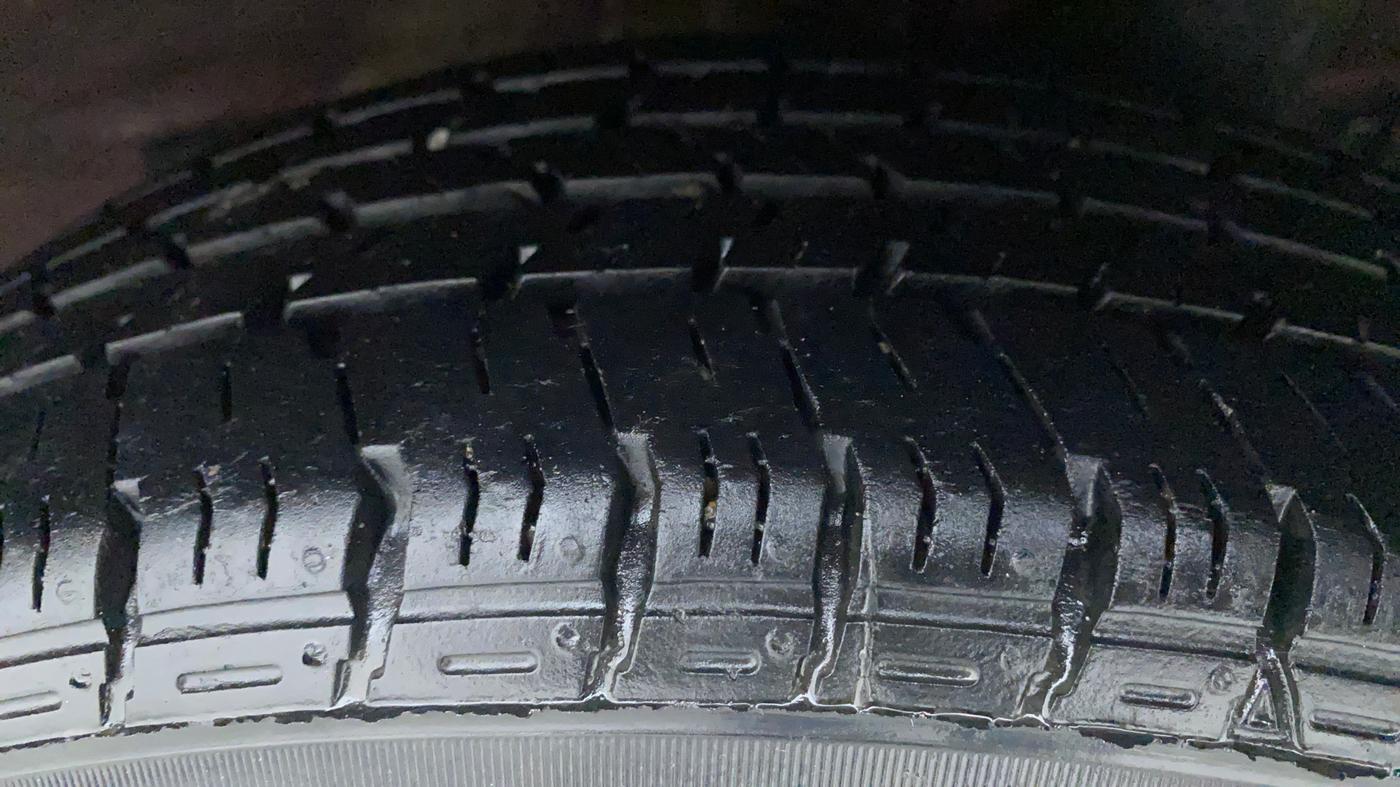 2014 Hyundai Grand i10 ASTA AT 1.2 KAPPA VTVT, Petrol, Automatic, 69,139 km, Left Rear Tyre Tread