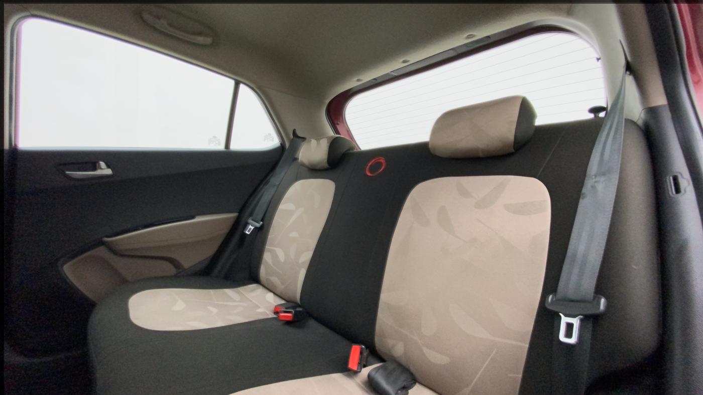 2014 Hyundai Grand i10 ASTA AT 1.2 KAPPA VTVT, Petrol, Automatic, 69,139 km, Right Side Rear Door Cabin