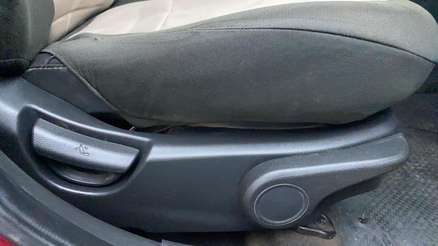 2014 Hyundai Grand i10 ASTA AT 1.2 KAPPA VTVT, Petrol, Automatic, 69,139 km, Driver Side Adjustment Panel