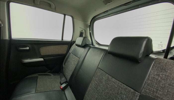 2014 Maruti Wagon R 1.0 VXI, Petrol, Manual, 66,402 km, Right Side Rear Door Cabin