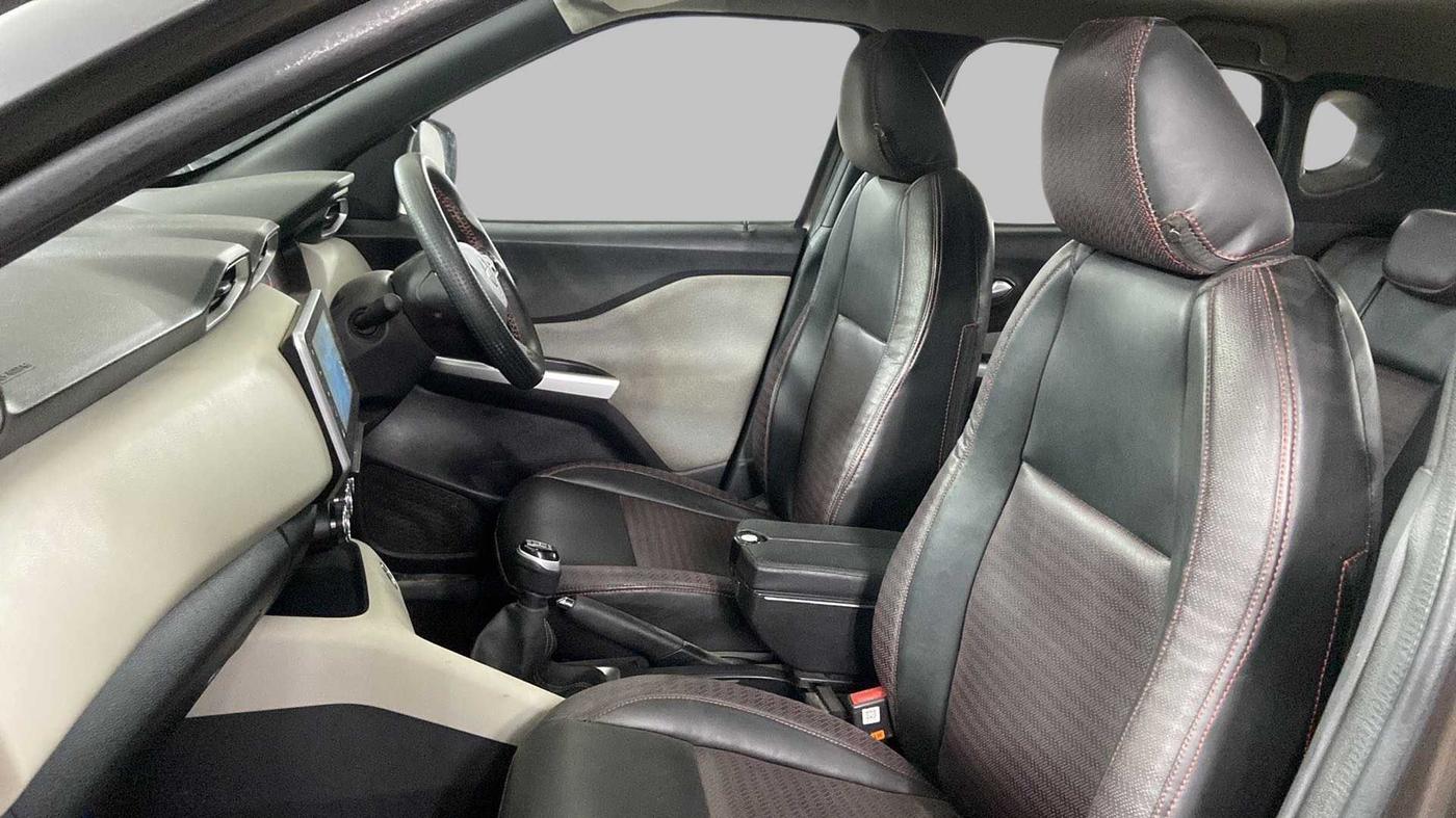 2022 Nissan MAGNITE XV TURBO, Petrol, Manual, 14,013 km, Right Side Front Door Cabin