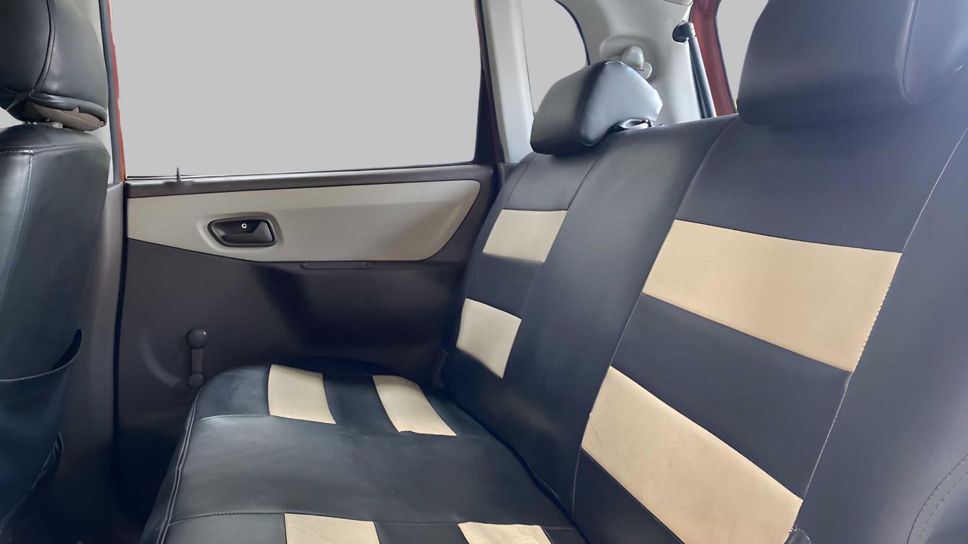 2010 Maruti Zen Estilo LXI, Petrol, Manual, 79,176 km, Right Side Rear Door Cabin
