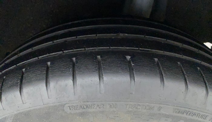 2017 Maruti Baleno ZETA CVT PETROL 1.2, Petrol, Automatic, 37,678 km, Left Rear Tyre Tread