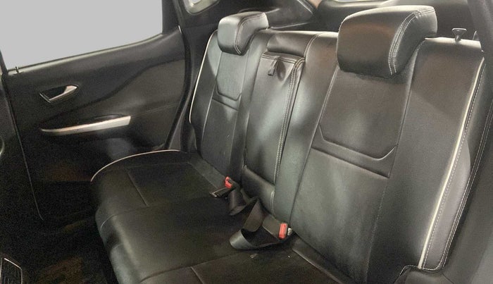 2021 Nissan MAGNITE XV PREMIUM, Petrol, Manual, 66,065 km, Right Side Rear Door Cabin