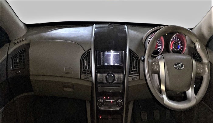 2014 Mahindra XUV500 W6, Diesel, Manual, 99,432 km, Dashboard