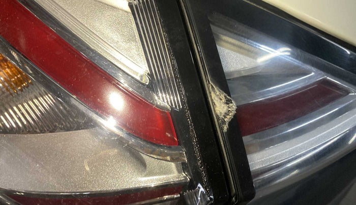 2022 Tata NEXON XE PETROL, Petrol, Manual, 4,997 km, Left tail light - Minor scratches
