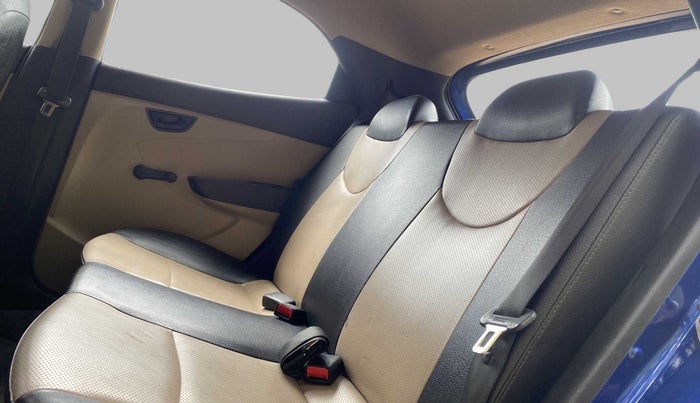 2015 Hyundai Eon ERA +, Petrol, Manual, 79,097 km, Right Side Rear Door Cabin