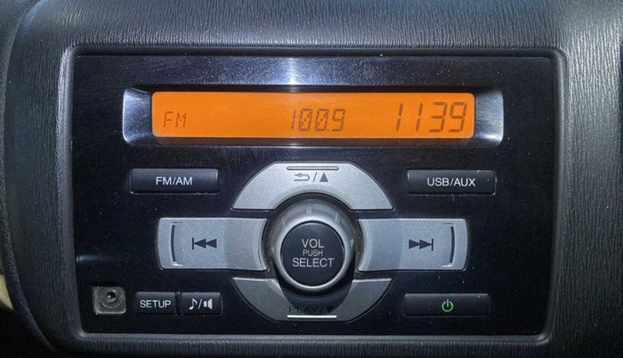 2015 Honda Amaze 1.2L I-VTEC S, Petrol, Manual, 94,896 km, Infotainment system - Front speakers missing / not working