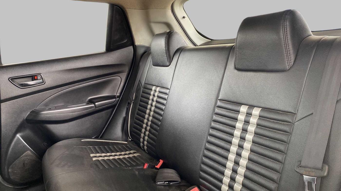 2018 Maruti Swift VXI AMT, Petrol, Automatic, 85,051 km, Right Side Rear Door Cabin
