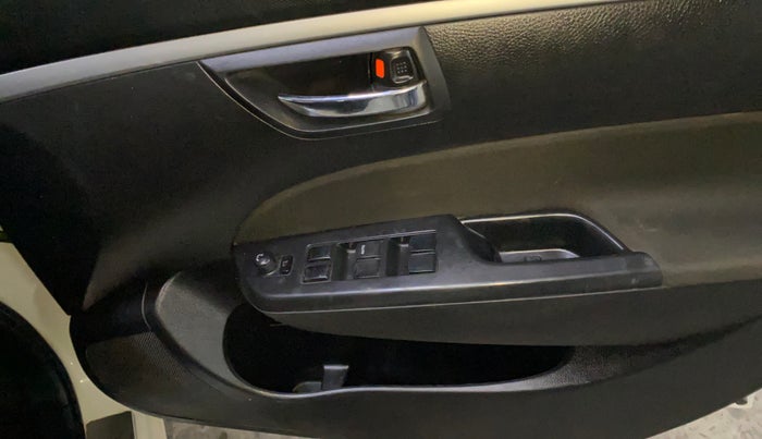 2014 Maruti Swift VXI, Petrol, Manual, 82,636 km, Driver Side Door Panels Control