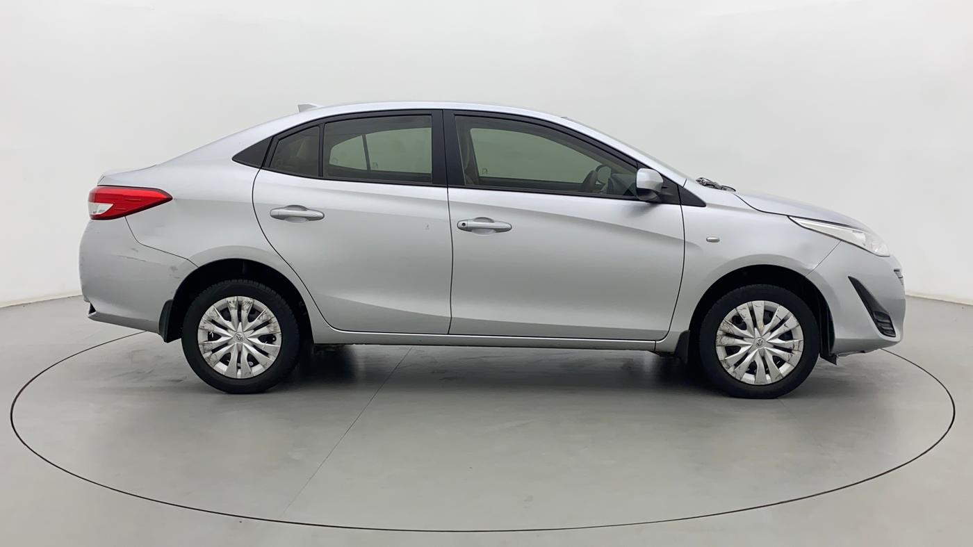 2019 Toyota YARIS J MT, Petrol, Manual, 1,17,543 km, Right Side View