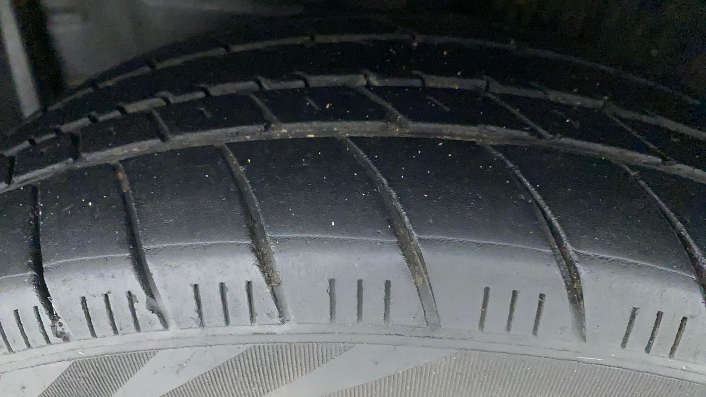 2019 Toyota YARIS J MT, Petrol, Manual, 1,17,543 km, Left Front Tyre Tread