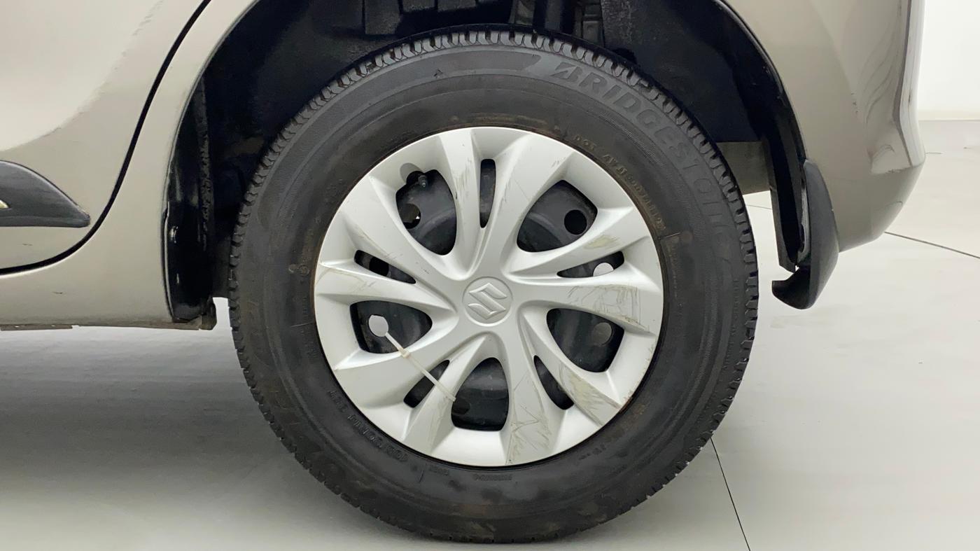 2020 Maruti Swift VXI, Petrol, Manual, 23,475 km, Left Rear Wheel