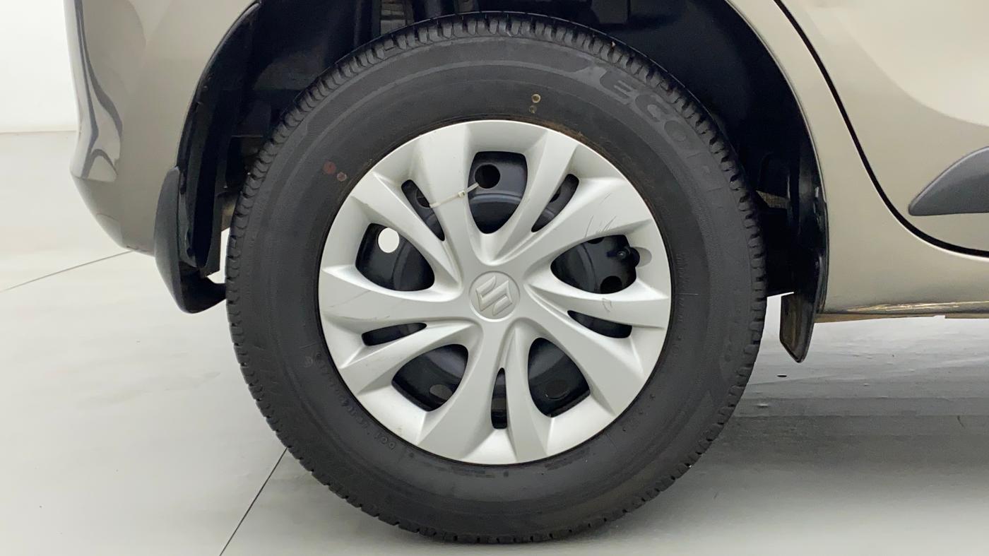 2020 Maruti Swift VXI, Petrol, Manual, 23,475 km, Right Rear Wheel