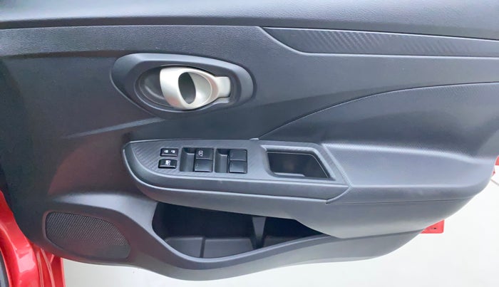 2019 Datsun Go T CVT, Petrol, Automatic, 29,708 km, Driver Side Door Panels Control