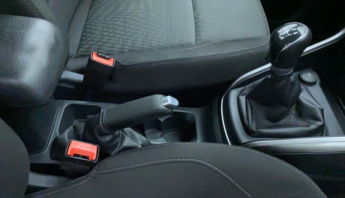 2019 Ford Ecosport TITANIUM 1.5L DIESEL, Diesel, Manual, 1,08,772 km, Gear Lever