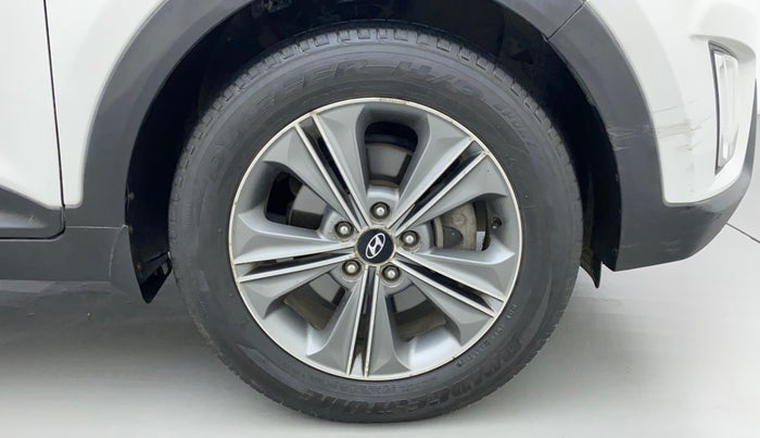 2017 Hyundai Creta SX PLUS 1.6 PETROL DUAL TONE, Petrol, Manual, 75,674 km, Right Front Wheel