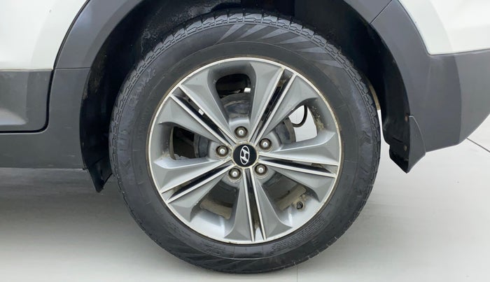 2017 Hyundai Creta SX PLUS 1.6 PETROL DUAL TONE, Petrol, Manual, 75,674 km, Left Rear Wheel