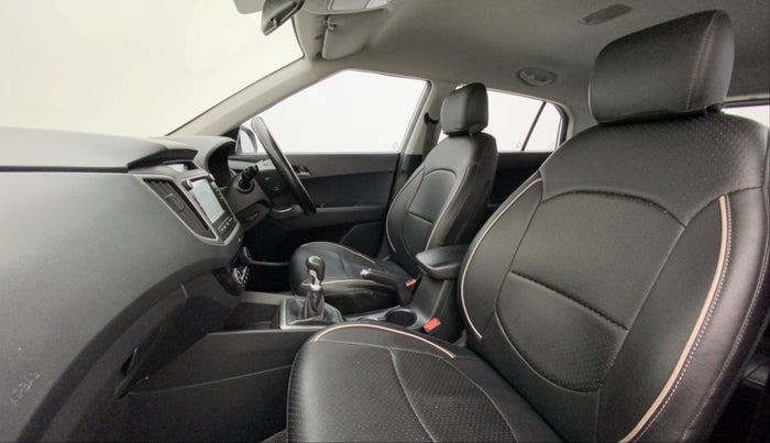 2017 Hyundai Creta SX PLUS 1.6 PETROL DUAL TONE, Petrol, Manual, 75,674 km, Right Side Front Door Cabin