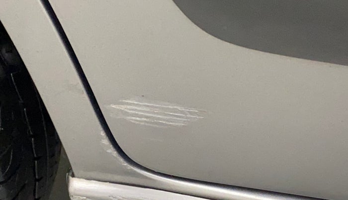 2014 Maruti Wagon R Stingray VXI, Petrol, Manual, 81,132 km, Right rear door - Minor scratches