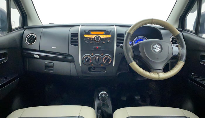 2014 Maruti Wagon R Stingray VXI, Petrol, Manual, 81,132 km, Dashboard