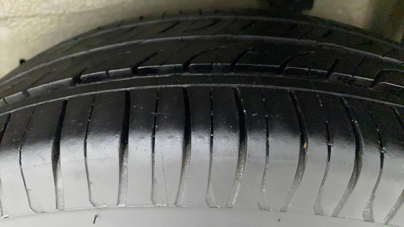 2017 Maruti Celerio ZXI, Petrol, Manual, 66,656 km, Left Rear Tyre Tread